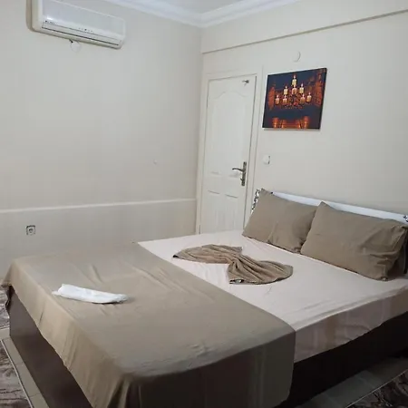Appartement Ancient Park 2 *